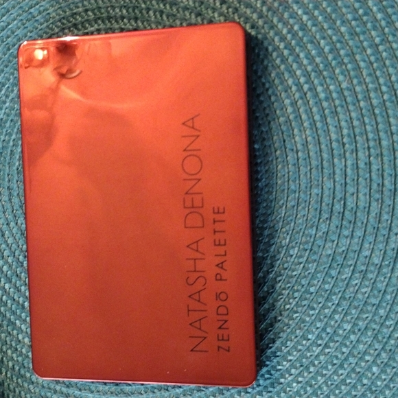 Natasha Denona palette - Picture 2 of 2